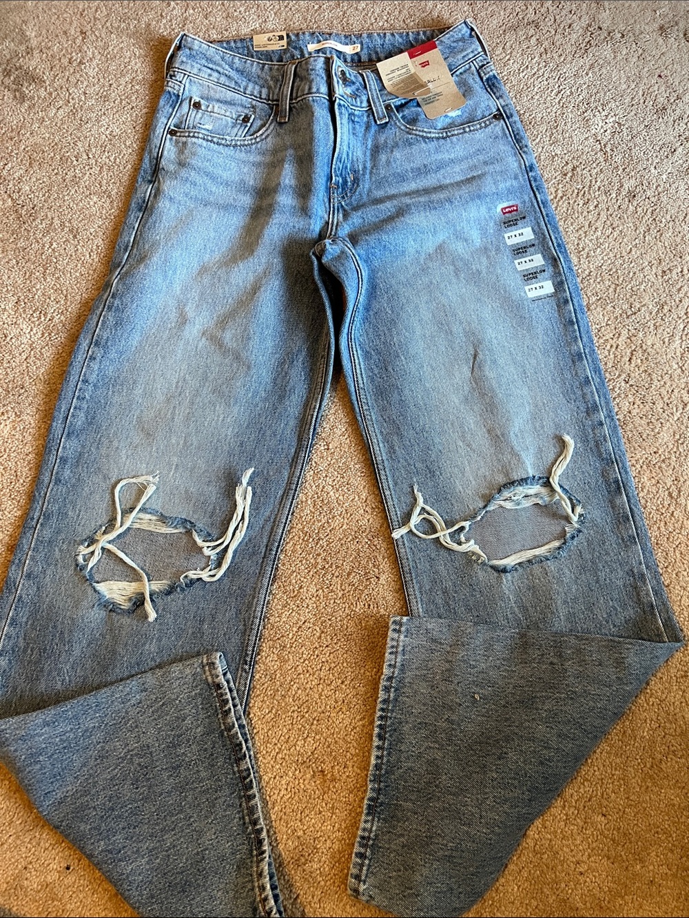 🔥Levi's Superlow loose Women's Light Blue Distressed Straight leg Jeans size 24